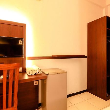 Hotel Jawa Surabaya Exteriör bild