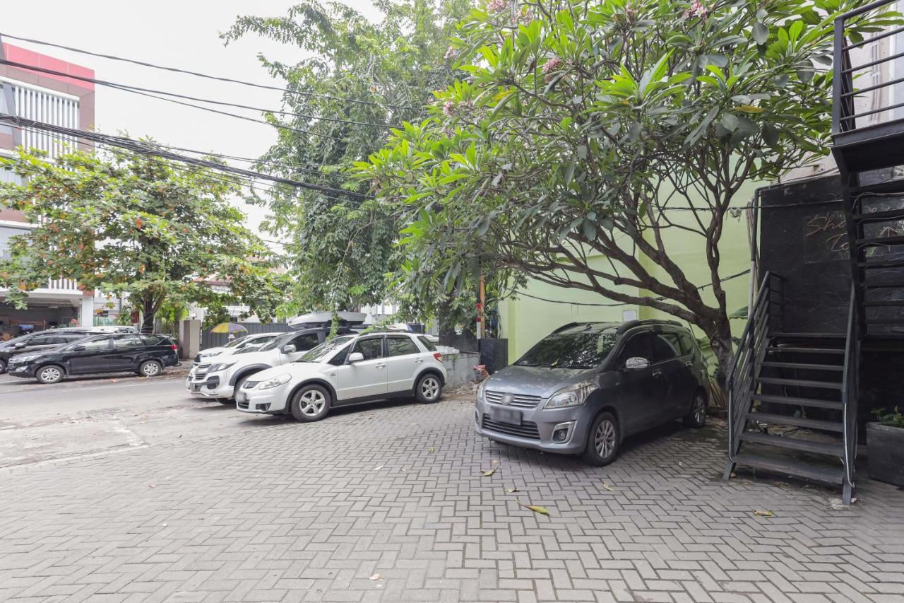Hotel Jawa Surabaya Exteriör bild