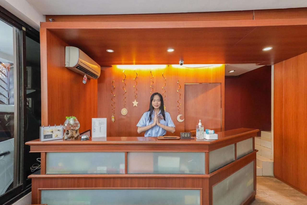 Hotel Jawa Surabaya Exteriör bild